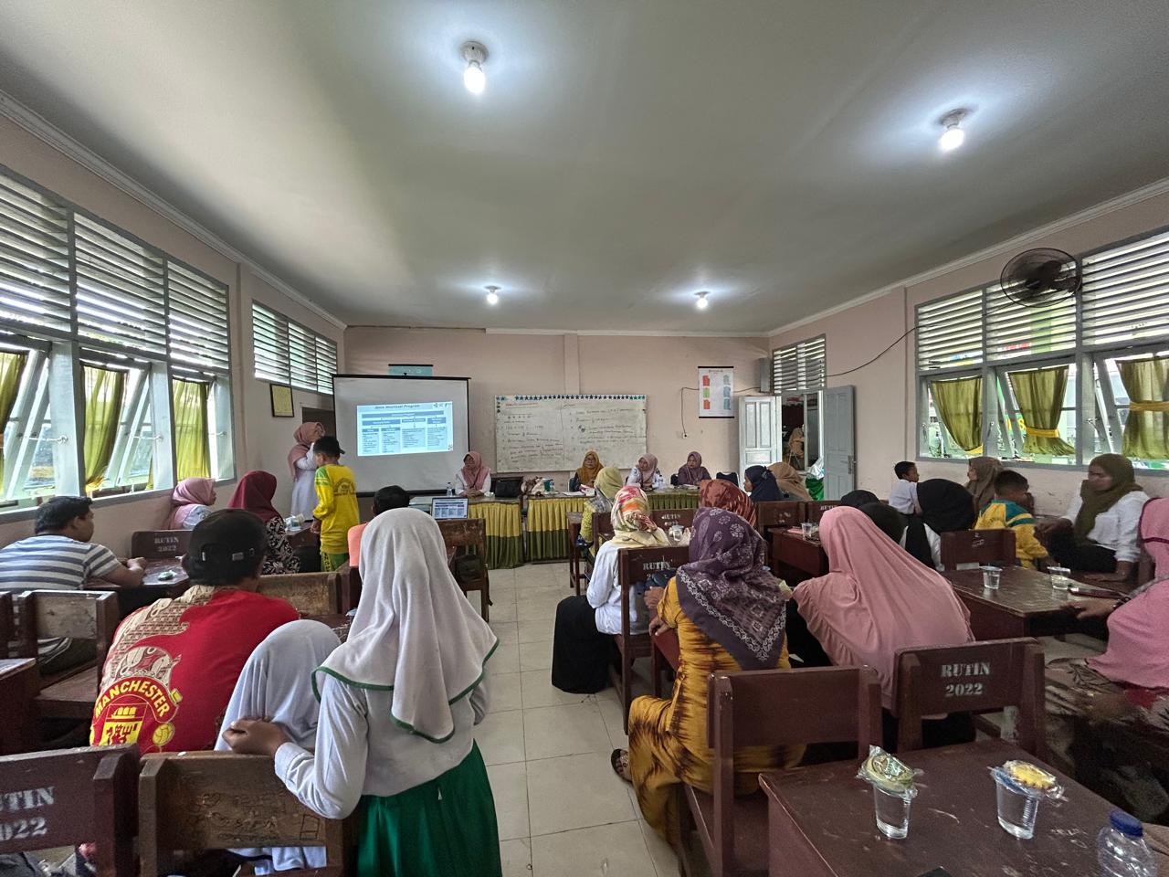 Sosialiasi Program Imunisasi Puskesmas Pasar Baru di MIN 5 Pessel