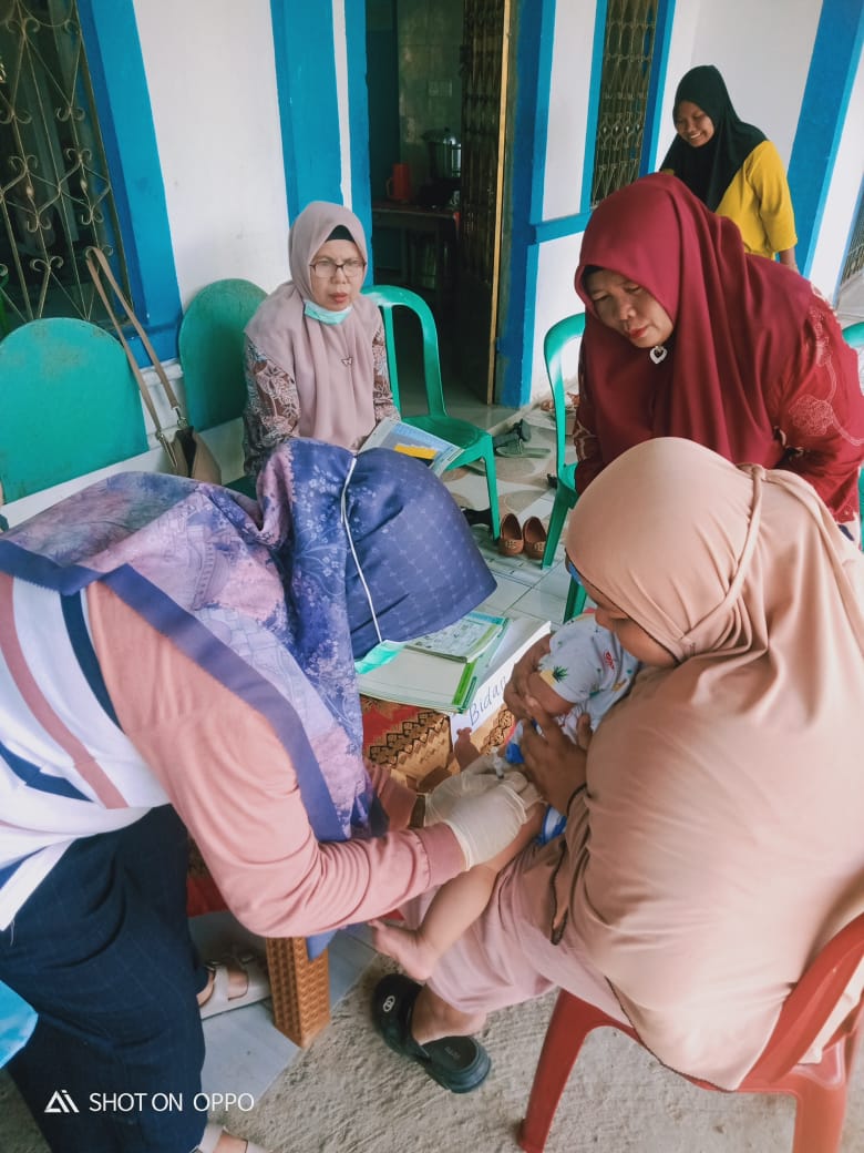 Pelayanan Imunisasi di Posyandu Mawar I, Mawar III, Melati IV Puskesmas IV Koto Mudik