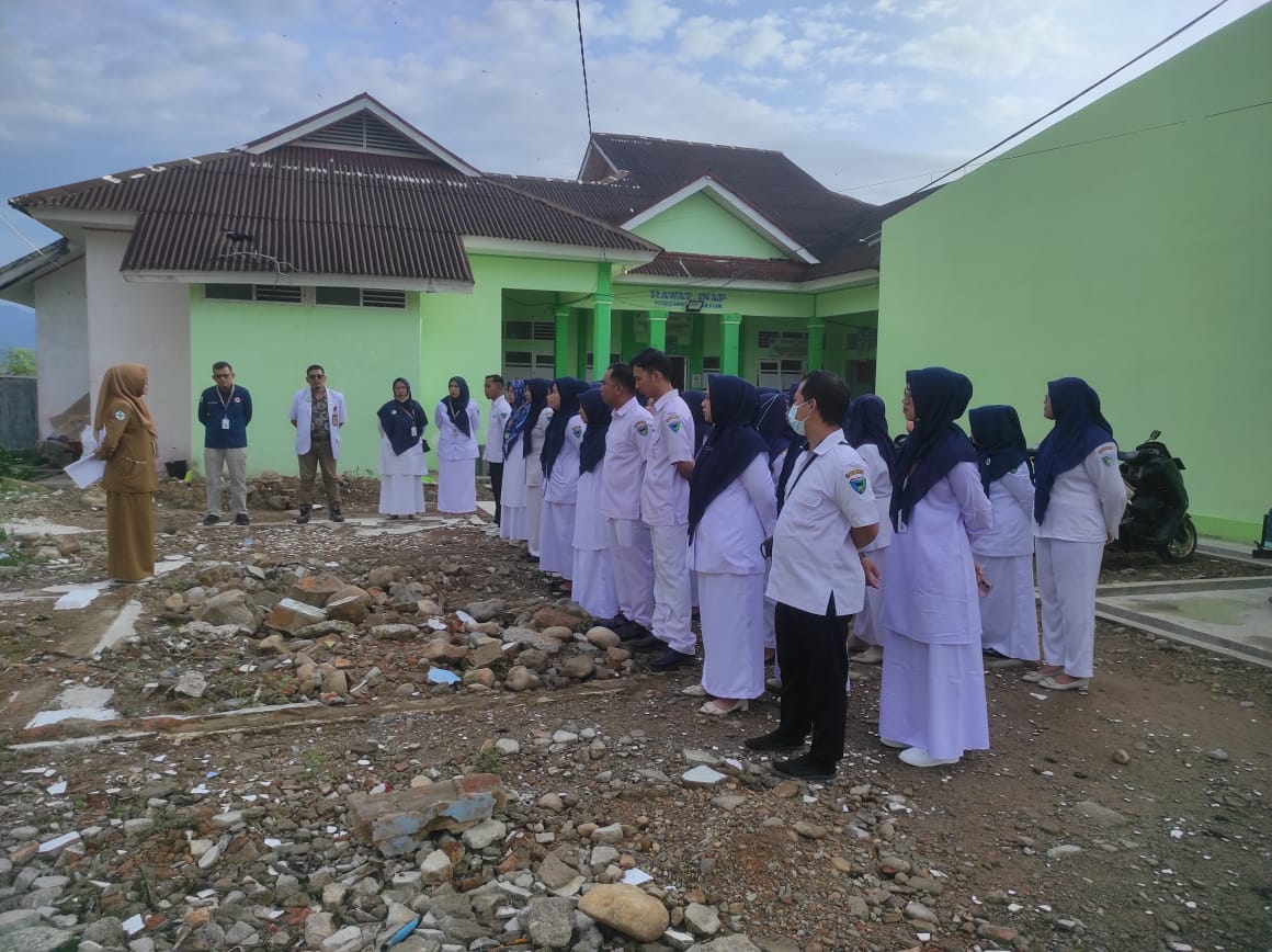 Pelaksanaan Apel Pagi Puskesmas pasar Kuok