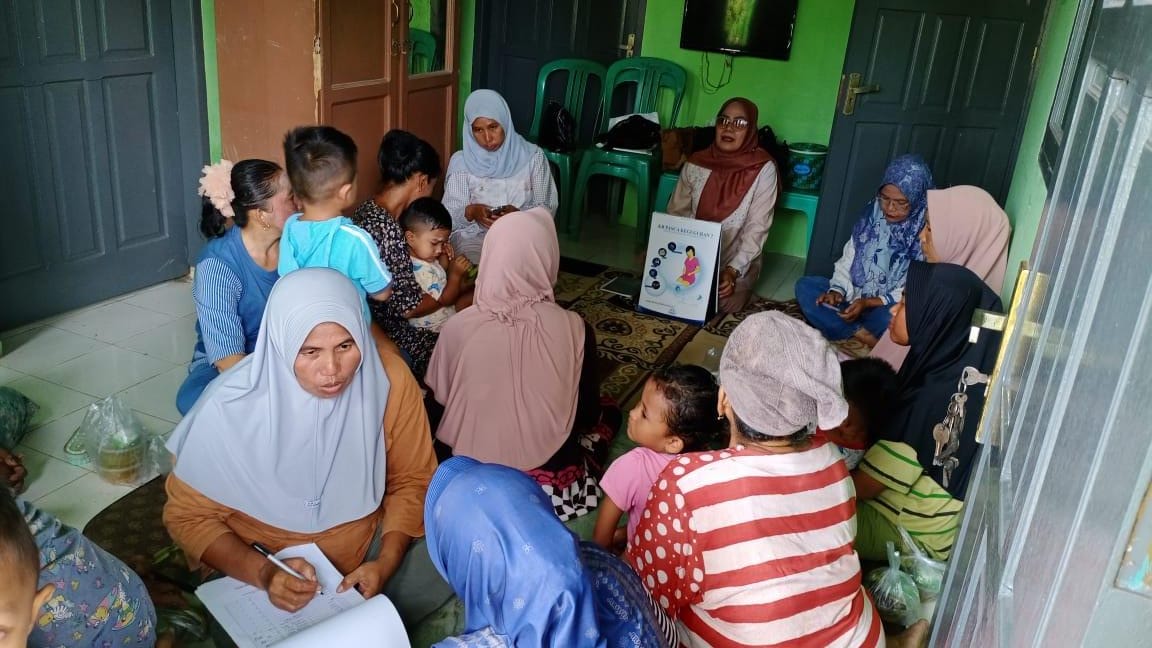 Penyuluhan KB di Posyandu m\\Matahari 1 Kanagarian Koto Nan Tigo Utara Surantih