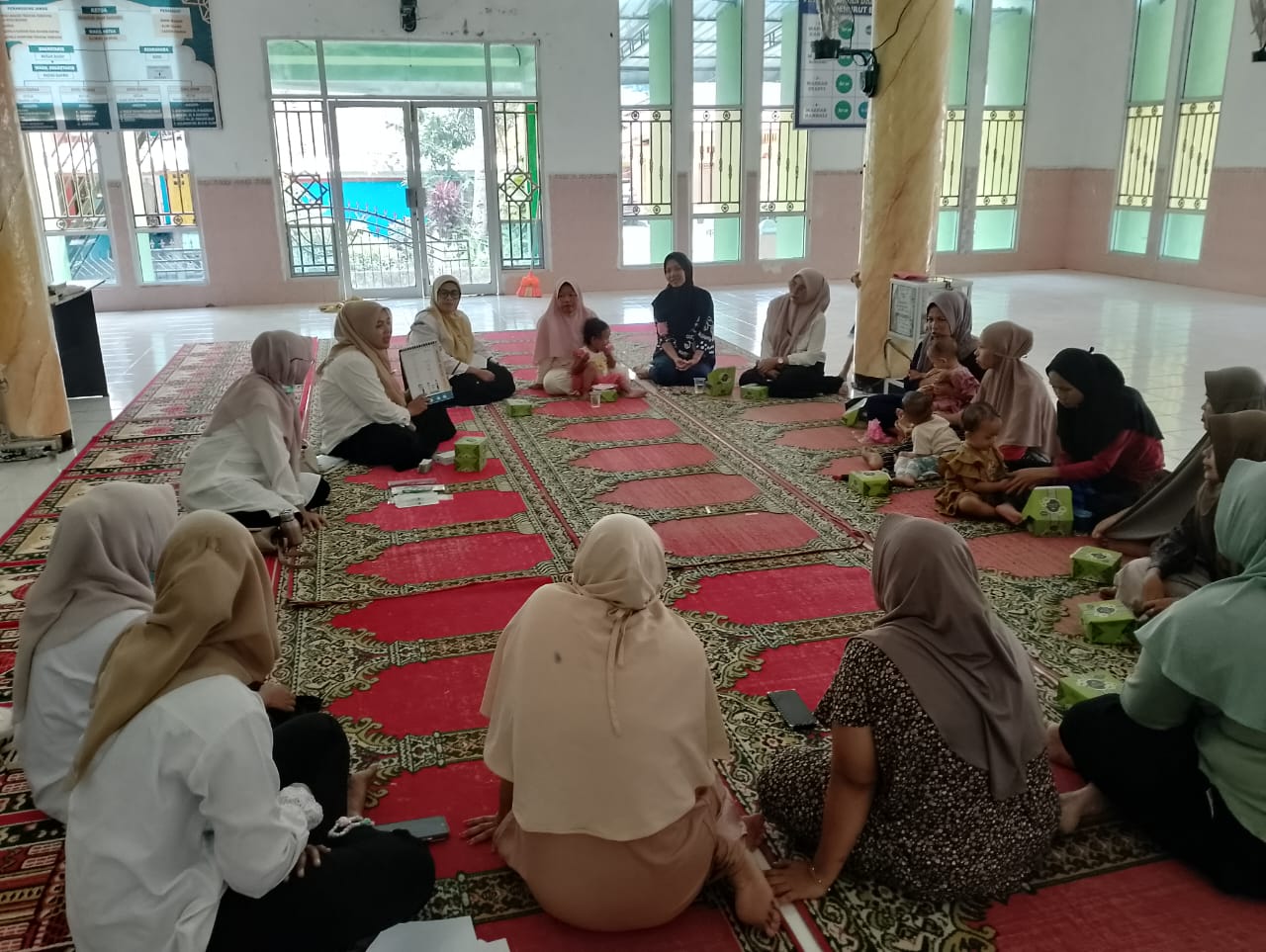 Penyuluhan dan Pelayanan KB di Kenagarian Teratak Tempatih Wilayah Kerja Puskesmas IV Koto Mudik