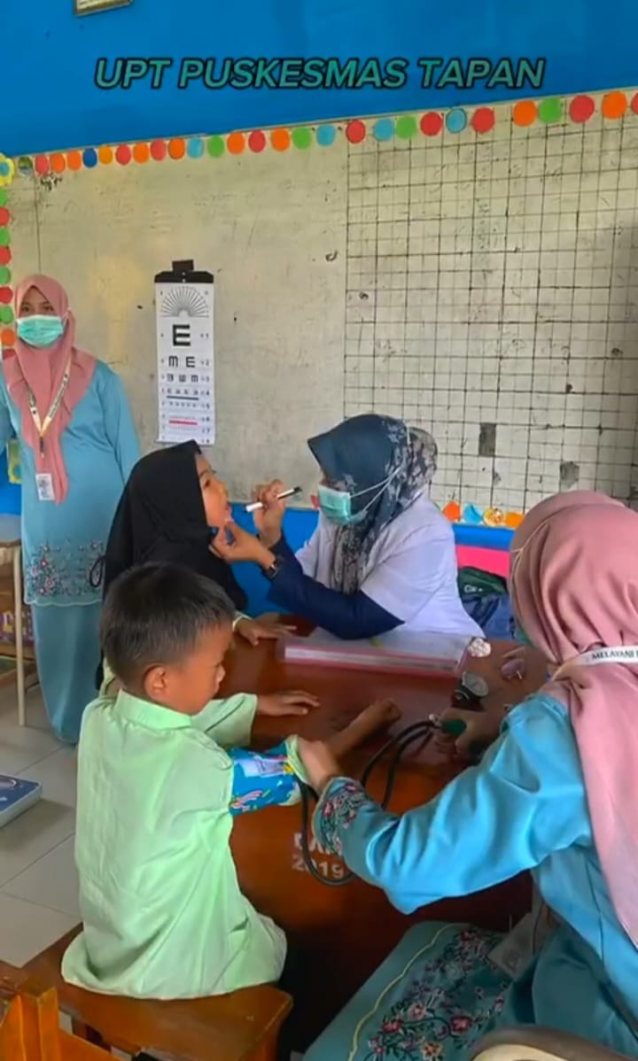 Penjaringan Kesehatan Anak Kelas 1 dan Pemeriksaan CKG pada Anak Sekolah di  SDN 04 Bakir