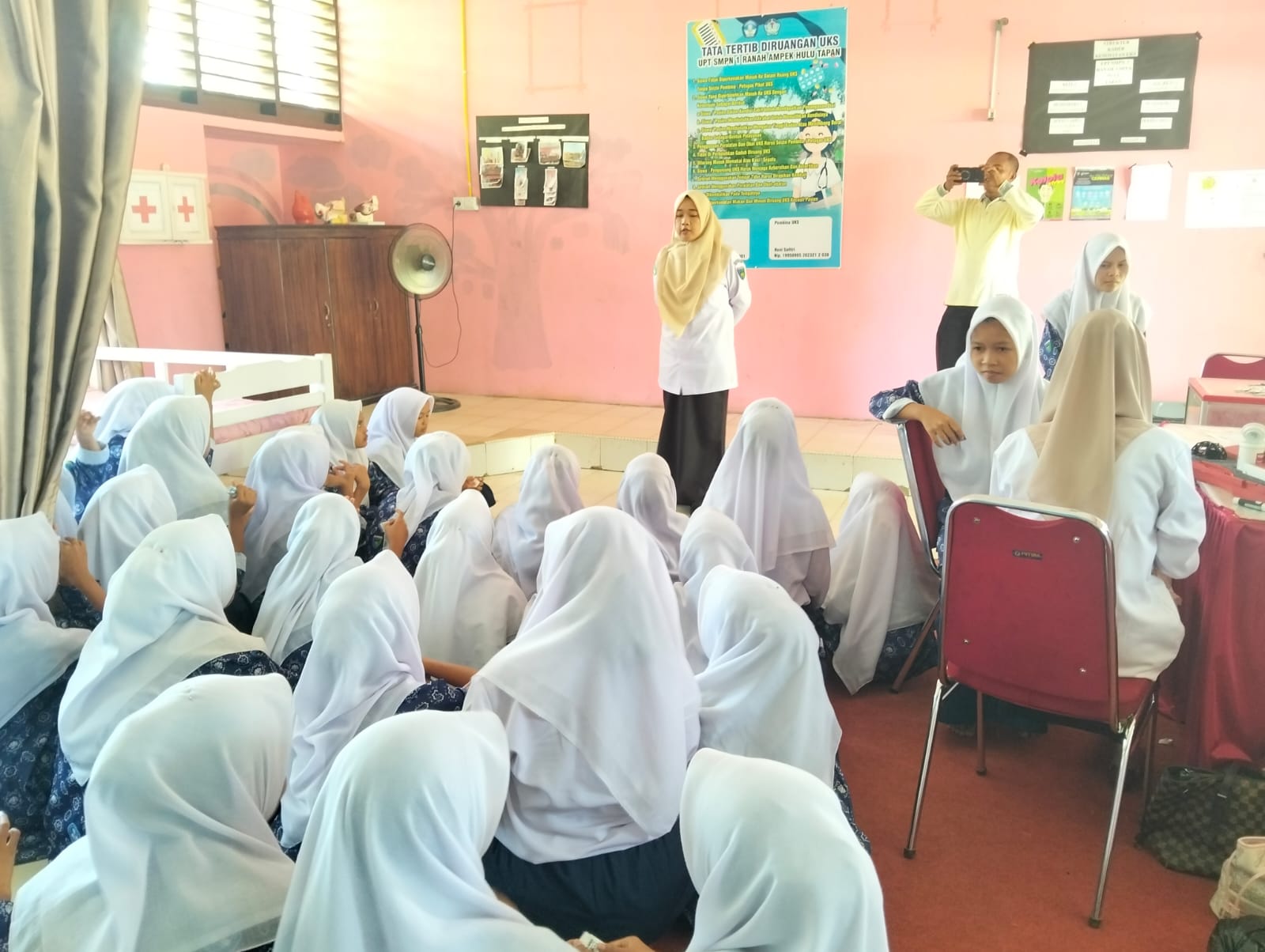 Skrining Kesehatan di SMP Negeri 1 Ranah Ampek Hulu Tapan