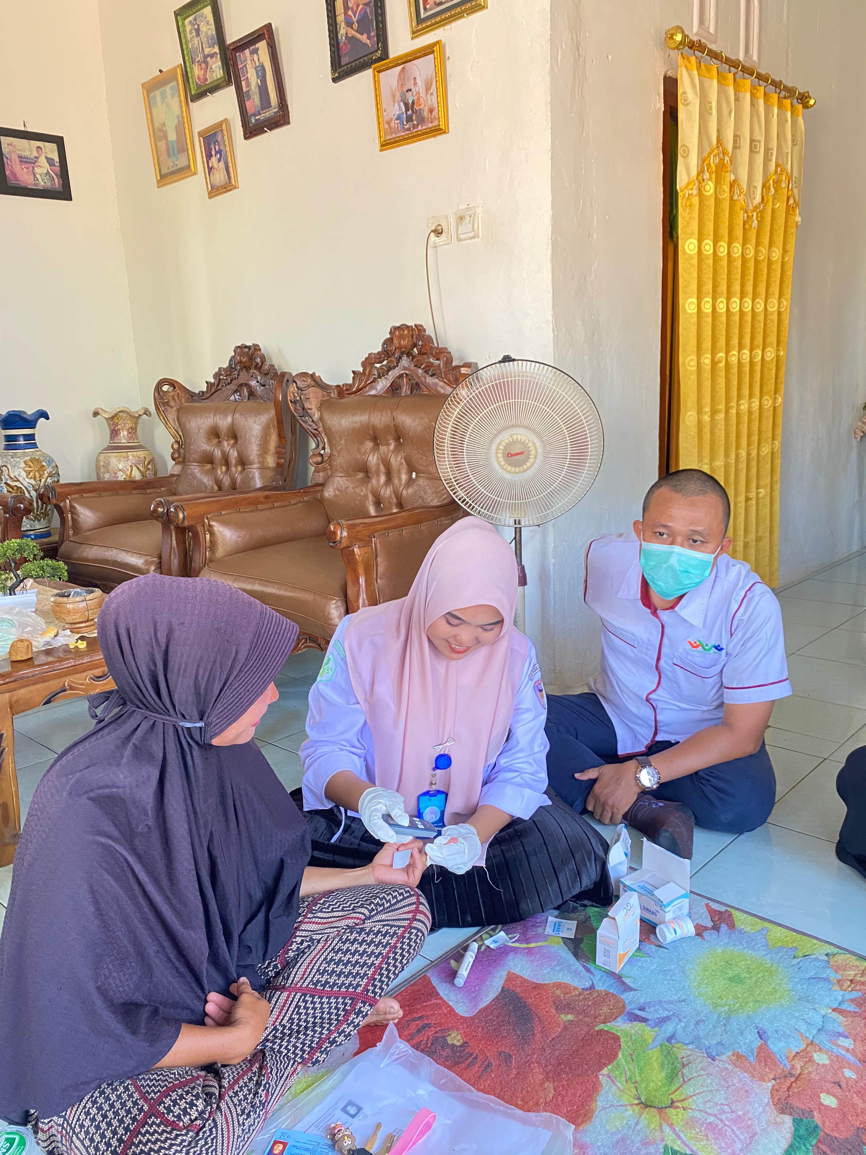 Kunjungan Rumah Lansia Resti Nagari Sungai Pinang tapan Wilayah Kerja Puskesmas Rahul
