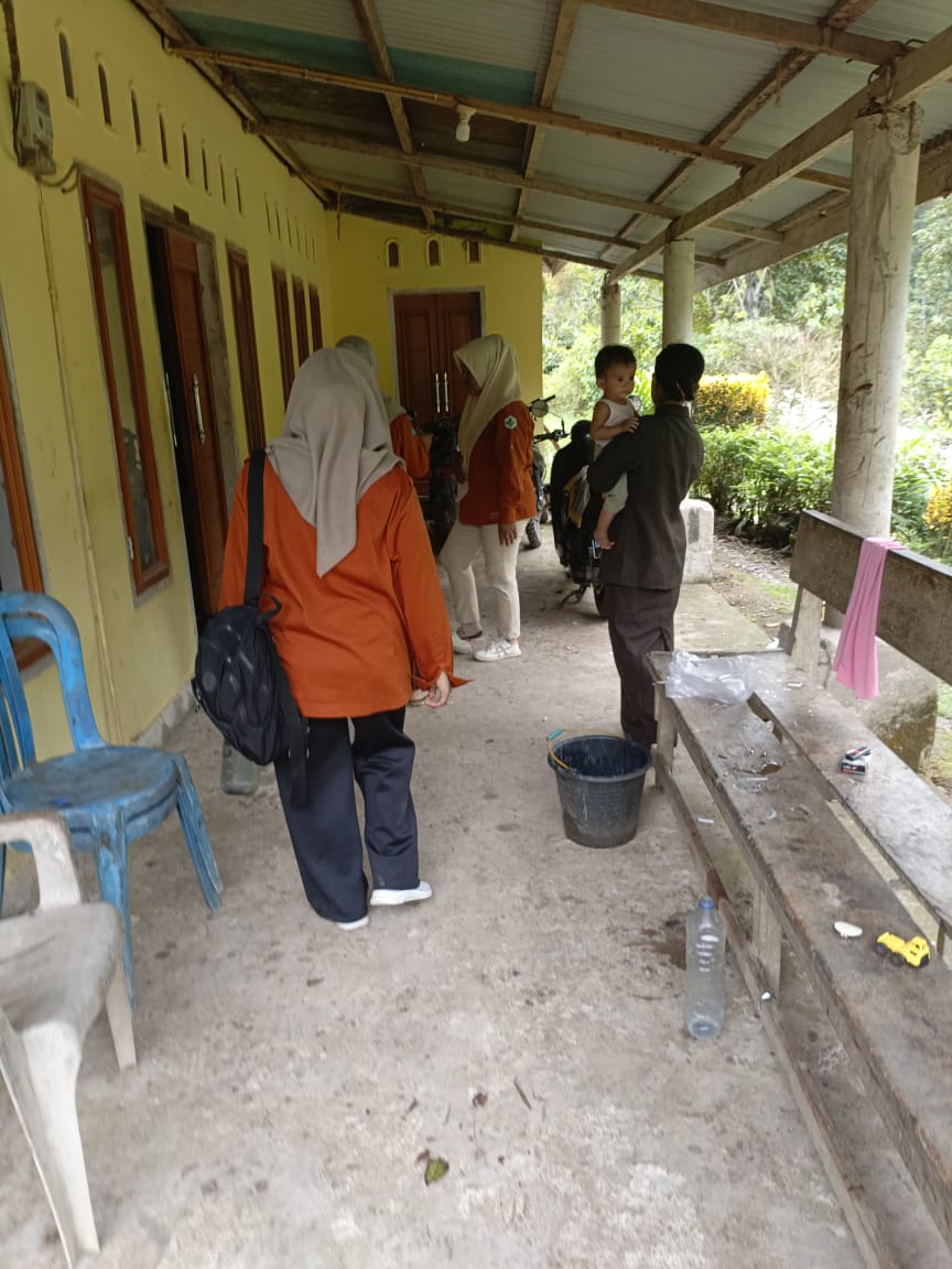 Kunjangan ke Rumah Pasien TB yang  Mangkir Pengobatan di Wilayah Kerja Puskesmas Kayu Gadang