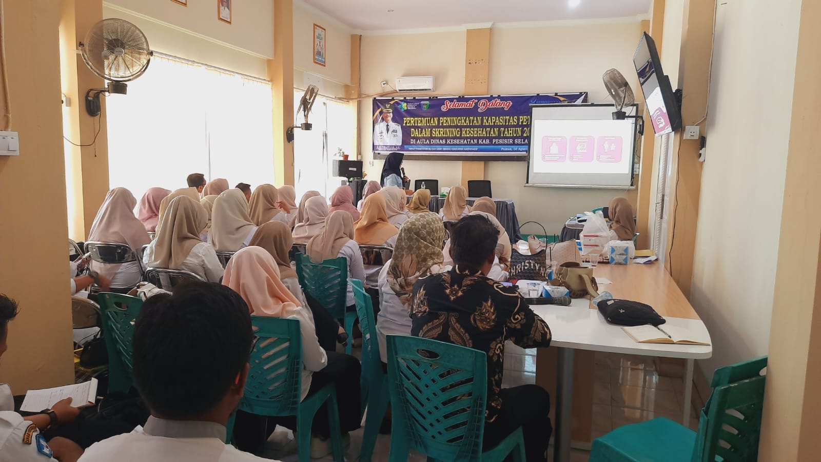 Pertemuan Peningkatan Kapasitas Petugas Dalam Skrining Kesehatan