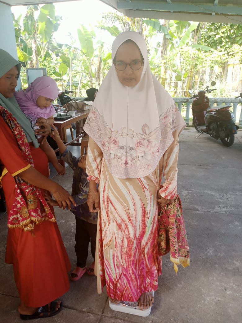 Posyandu Lansia  di Wilayah Kerja  Puskesmas Surantih
