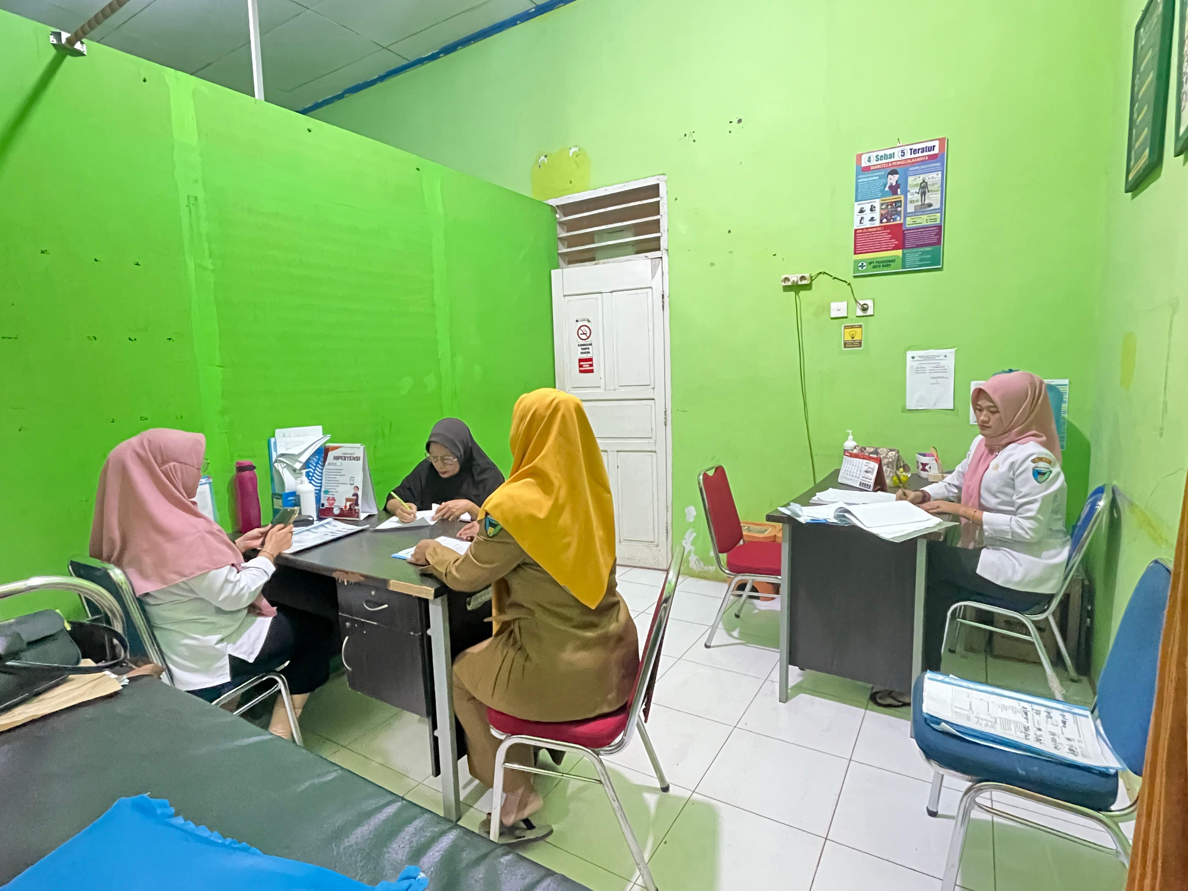 Pelaksanaan Pelayanan Kesehatan Kluster 3 Usia Lanjut UPT Puskesmas Koto Baru