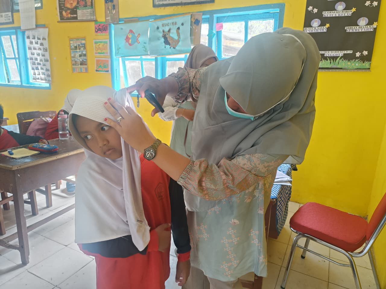 Melakukan Skrining Kesehatan, Pemeriksaan Kusta dan Frambusia di Wilayah Kerja Puskesmas Pasar Kuok 