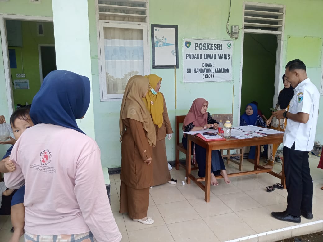  Monitoring dan Evaluasi  Imunisasi Layanan Primer di Wilayah Kerja Puskesmas Koto Baru