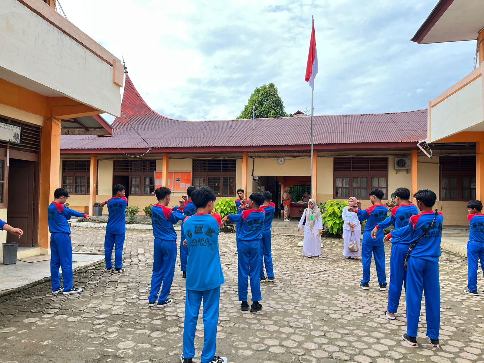 Skrining Kebugaran Jasmani  di SDN SMK Adi Karya Ranah Pesisir Wilayah Kerja Puskesmas Balai Selasa