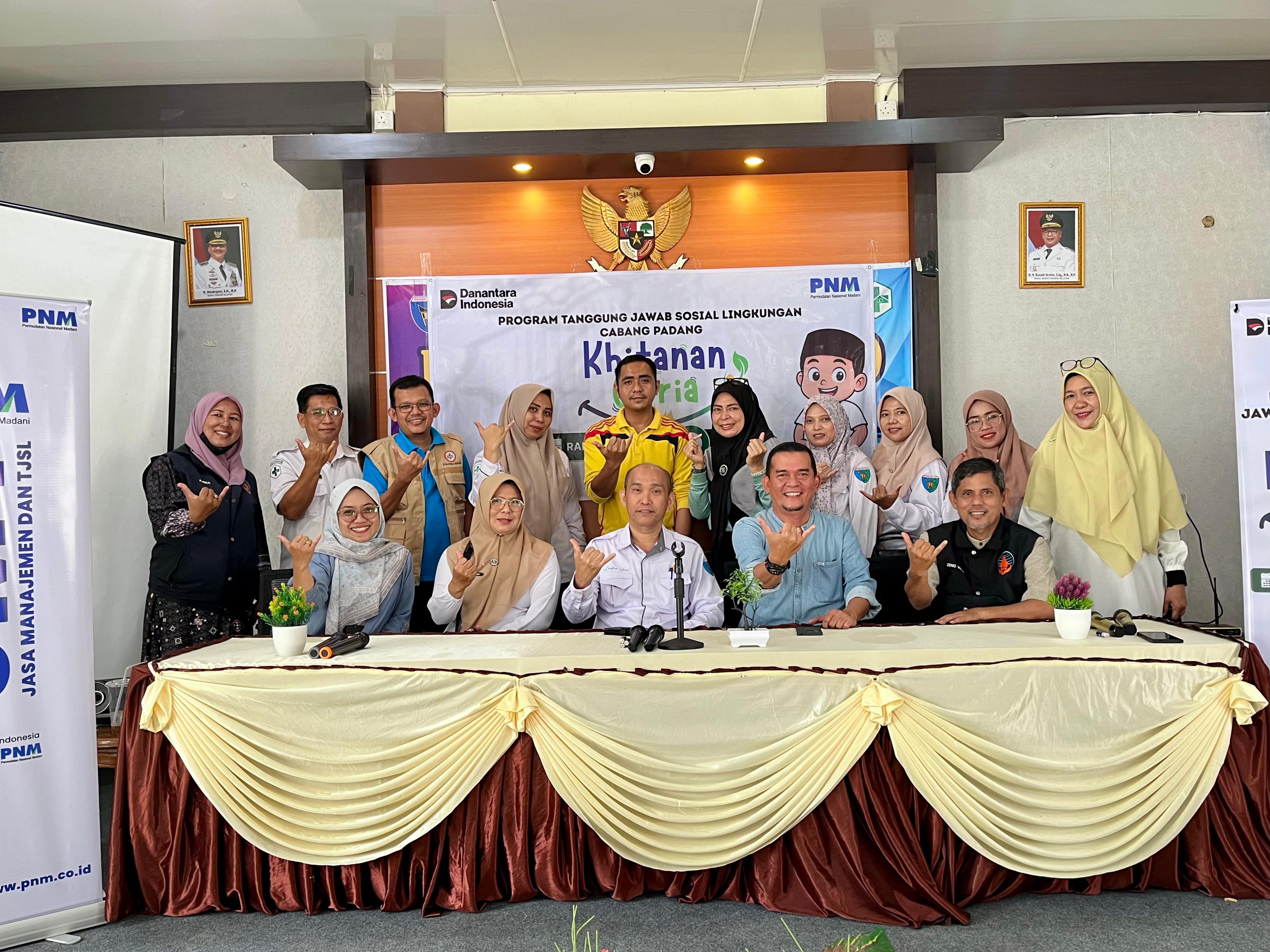 Pelaksanaan Khitanan Ceria di Puskesmas Salido