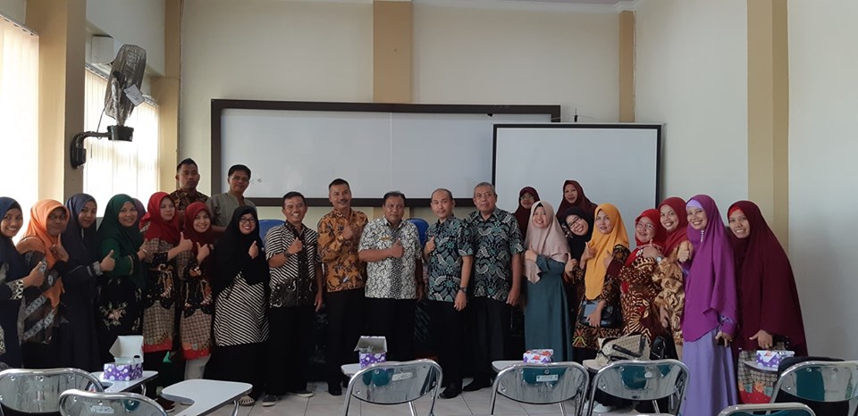 KAJI BANDING PROGRAM SURVEILANS DINKES KOTA PARIAMAN KE DINKES KAB.PESISIR SELATAN, KAMIS 13 JUNI 20